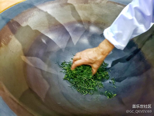 【環(huán)保小衛(wèi)士】+一片用電炒出來的茶葉