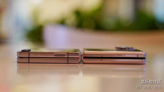 Galaxy Z Flip5 VS OPPO Find N3 Flip外觀對比