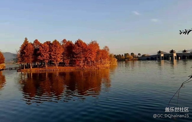 【抓住秋天的尾巴】游湖