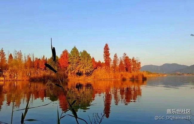 【抓住秋天的尾巴】游湖