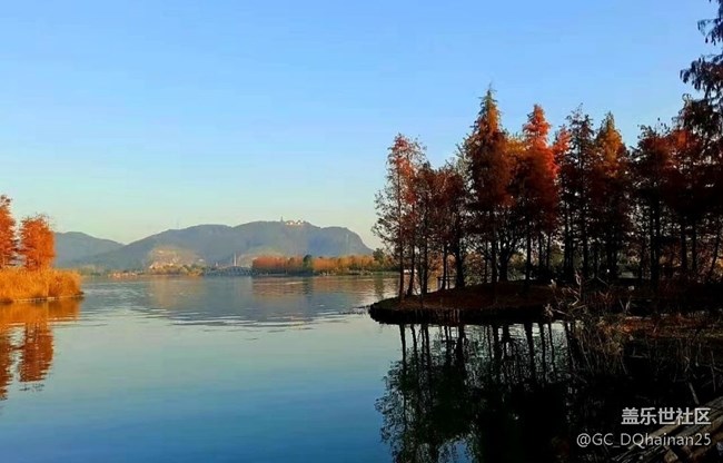 【抓住秋天的尾巴】游湖