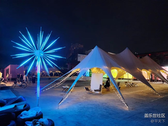 【美麗的夜】夜色下的藝術(shù)市集