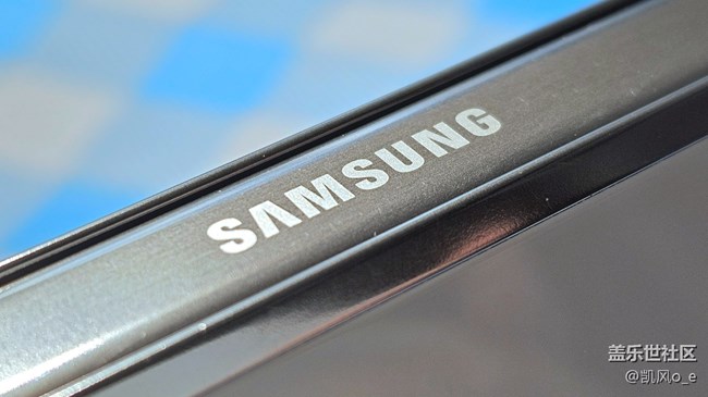 我拍了拍三星Galaxy Z Flip 5