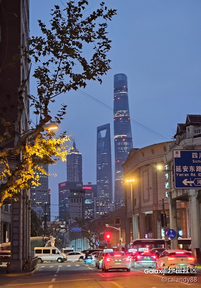 體驗(yàn)再次進(jìn)化，Z Fold5外觀和拍攝能力分享