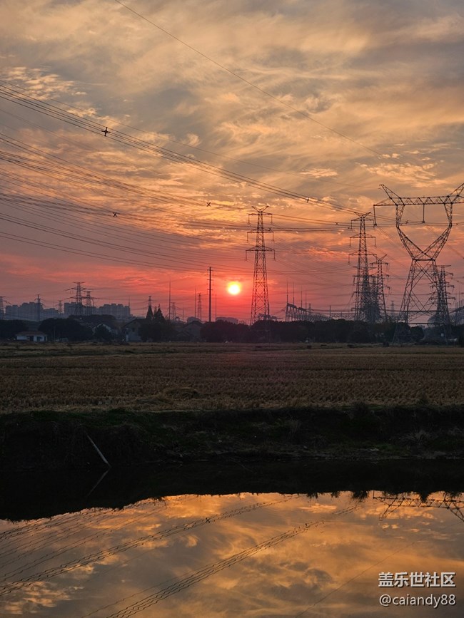 體驗(yàn)再次進(jìn)化，Z Fold5外觀和拍攝能力分享