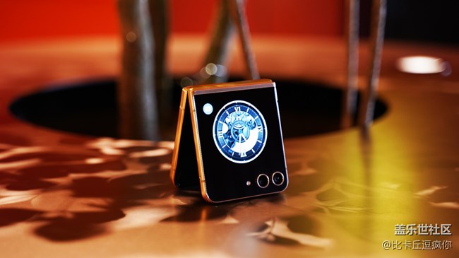 彰顯奢華美學(xué) 三星W24 Flip圖賞