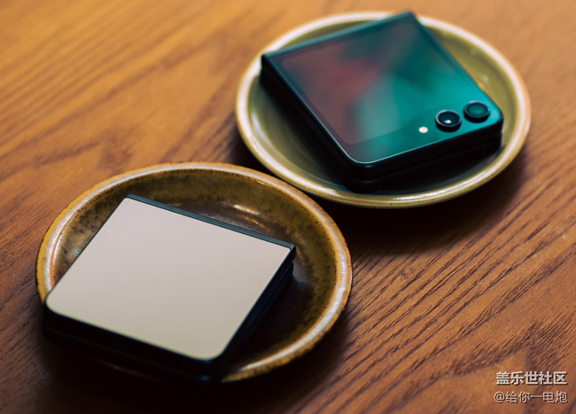小折疊外屏形態(tài)的最終歸宿是？三星、OPPO 折疊屏對比