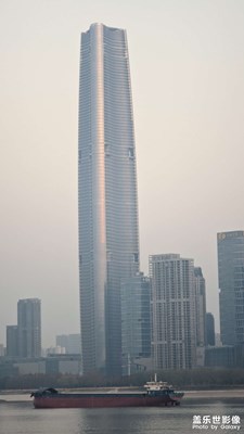 希望大家都可以走出舒適圈，讓我進去。