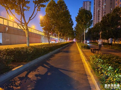 【浮光掠影】傍晚的城市街道