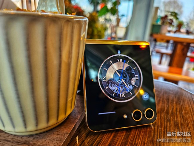 W24 Flip 香港隨手拍