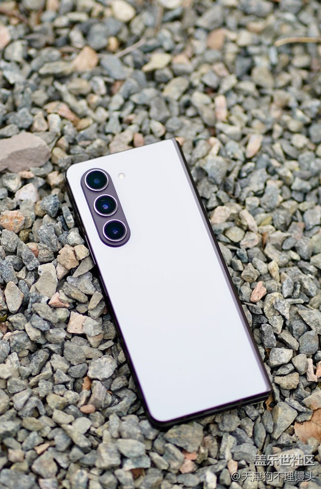 告別爛大街的默認(rèn)設(shè)置，打造個性化的主題風(fēng)格