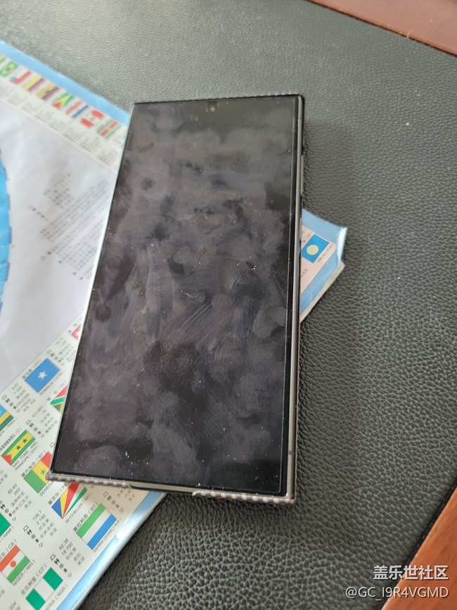 三星S24U的屏幕顏色太不盡人意了，發(fā)灰發(fā)白，不知道大家的是不是這樣？