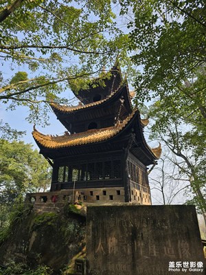 【龍騰新春】+節(jié)日的寺廟一隅