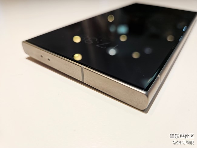 拍拍我的橙色S24 Ultra