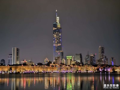 【我家鄉(xiāng)的春節(jié)】+熱鬧的春節(jié)