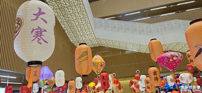 【元宵納?！?逛圖書館