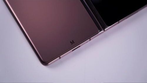 三星官翻機(jī)如何區(qū)別后蓋的字母