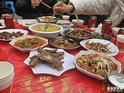 【我家鄉(xiāng)的春節(jié)】+好吃的壩壩宴