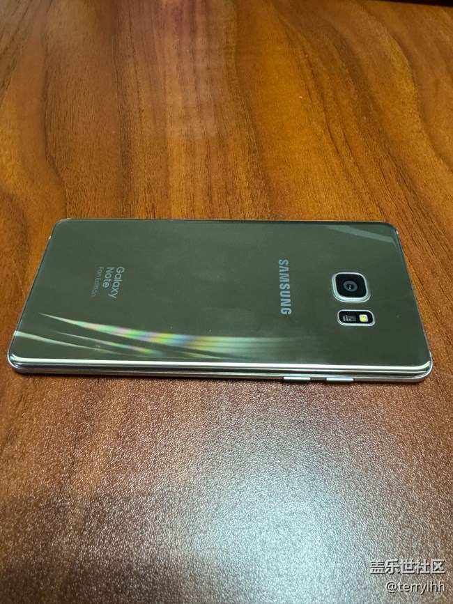 金色的Note FE SM-N935S