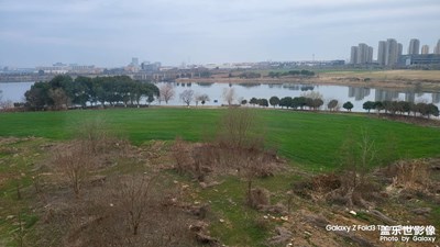 【雕刻時光】+ 窗外陽臺景色怡人