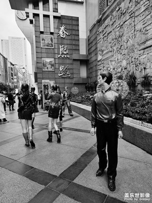 【雕刻時(shí)光】黑白世界