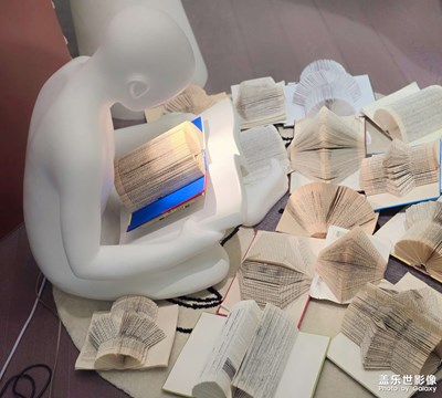 【三月芳菲】+讀萬卷書