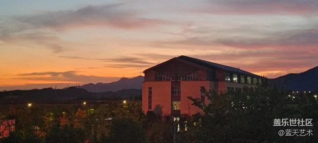 【迎接美好】黃昏時(shí)分