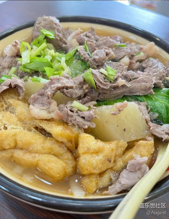 【我用三星拍美食】牛肉湯面