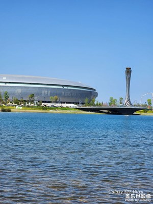 春日午后的東安湖