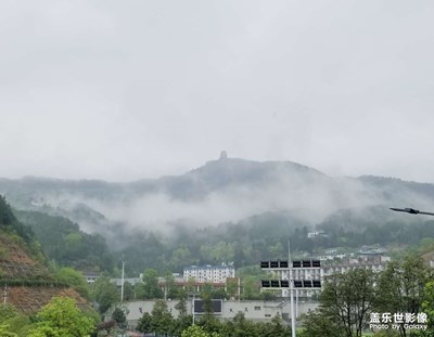 【醉春山】山色空蒙