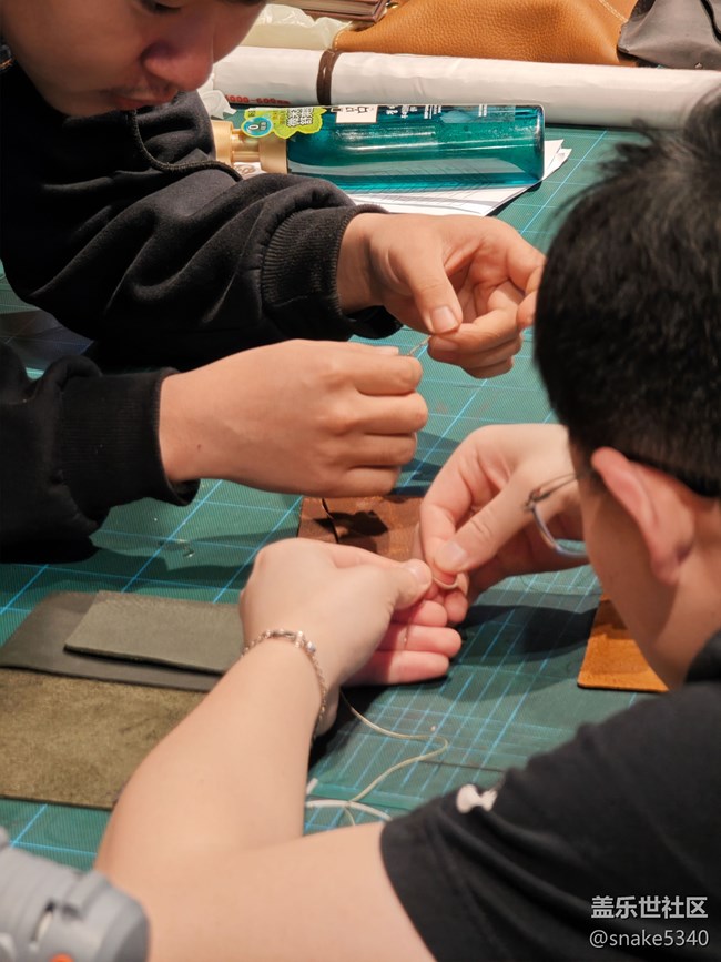 {皮具店的靜物攝影}+我的第一款皮具