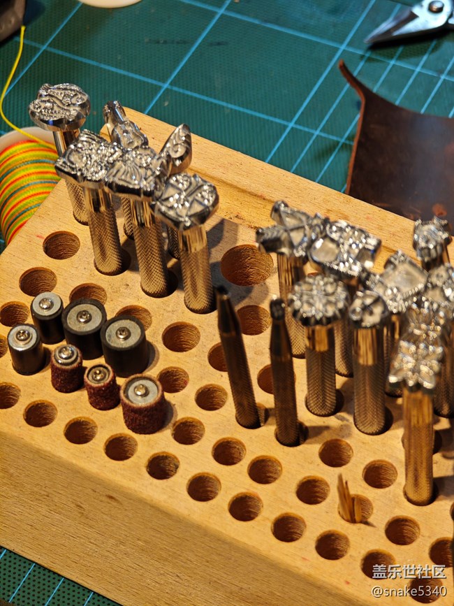 {皮具店的靜物攝影}+我的第一款皮具