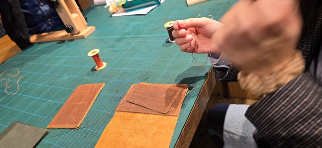 {皮具店的靜物攝影}+回顧貼