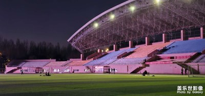 【三星手機(jī)的夜景】夜晚操場(chǎng)