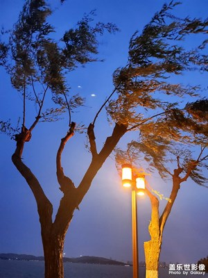 【三星手機(jī)的夜景】＋湖邊夜景