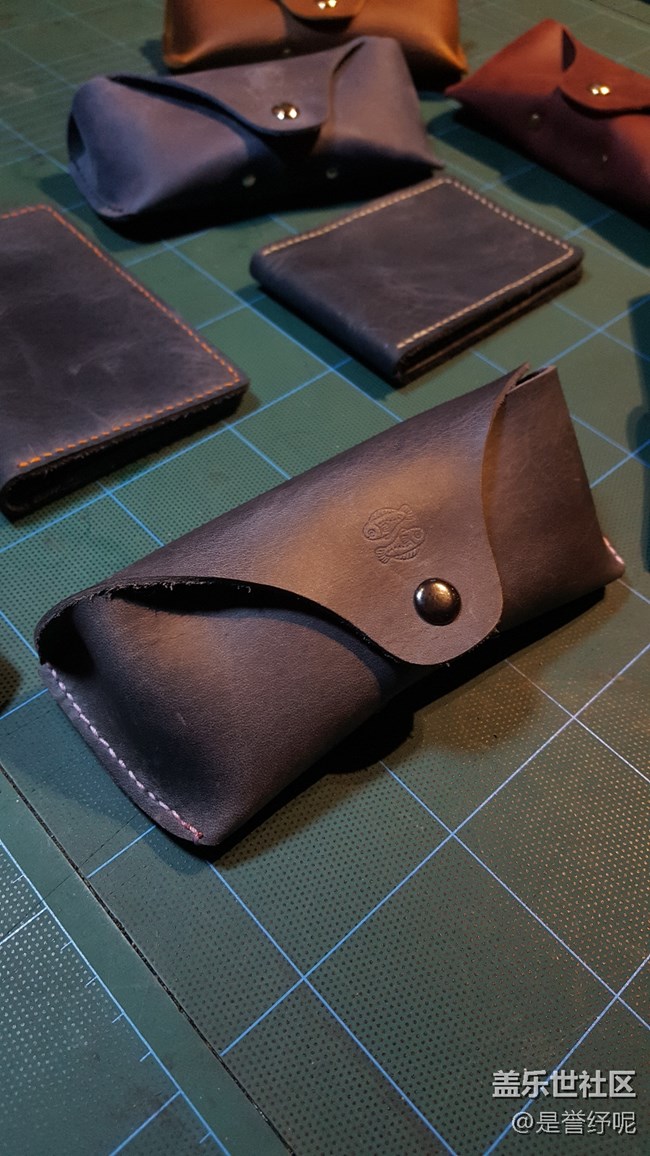 皮具店的靜物攝影+：打造DIY皮具，定格美好時刻
