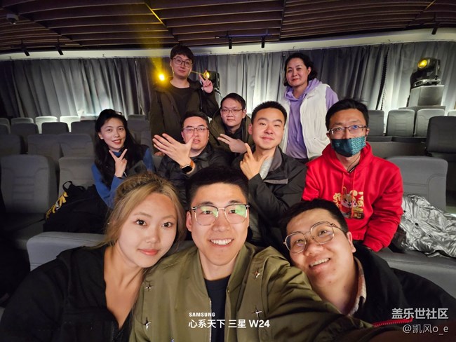 {燭光音樂會}+和小伙伴們一起體驗夜景模式的音樂會呀~