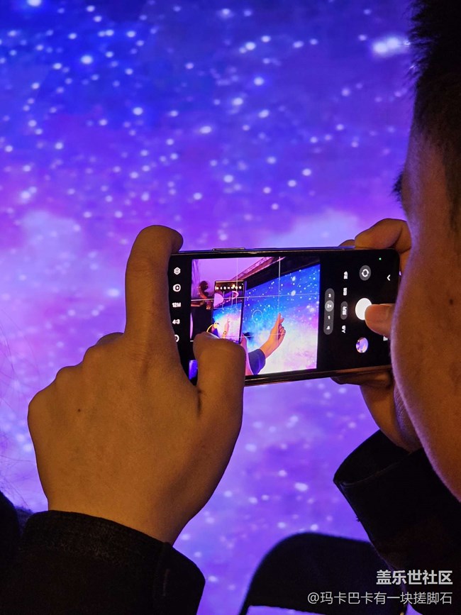 {燭光音樂會}+和小伙伴們一起體驗夜景模式的音樂會呀~