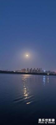 【三星手机的夜景】+海上升明月
