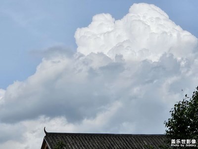 【最美人間四月天】+?晴朗的天空