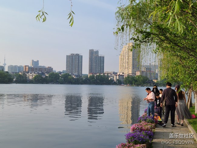 【去有風的地方】+湖邊吹風