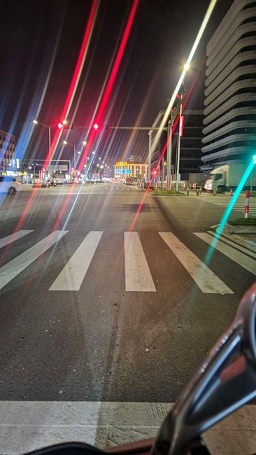 夜間隨手一拍 請問正常嗎？