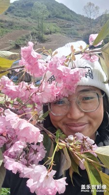 先把照片純下買，的，這樣以后可以，欣賞。