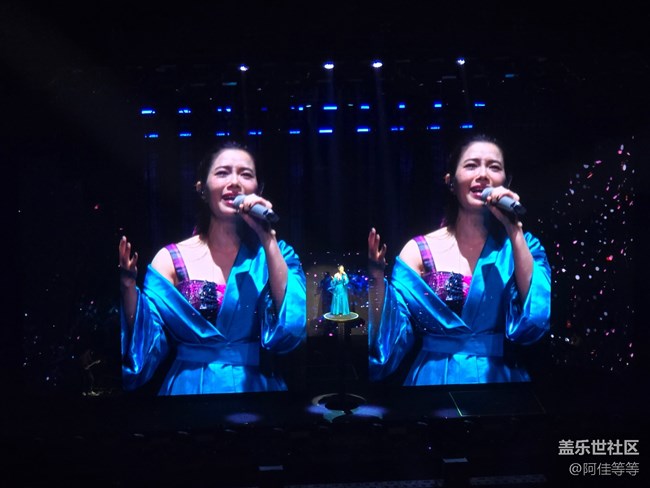 三星S24 Ultra手機(jī)拍演唱會(huì)太贊啦。