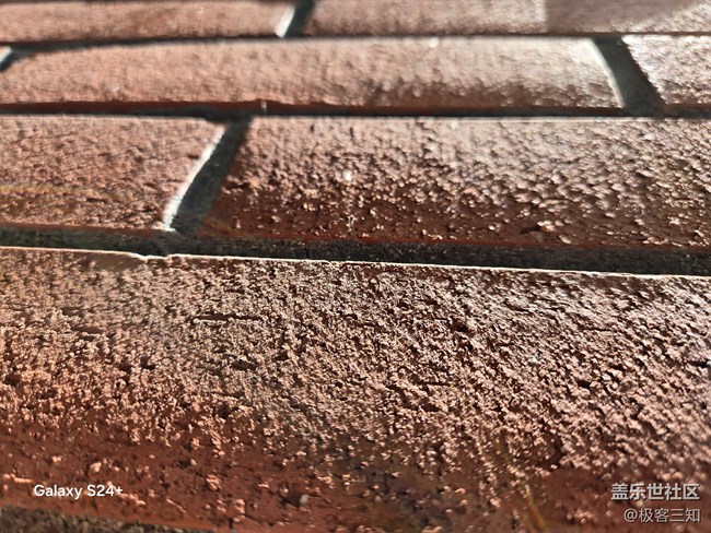 圖片助手—智能修圖建議，支持一鍵修圖