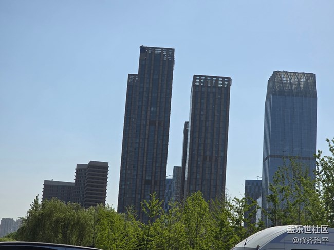 【捕捉初夏之美】驕陽下的副中心一瞥