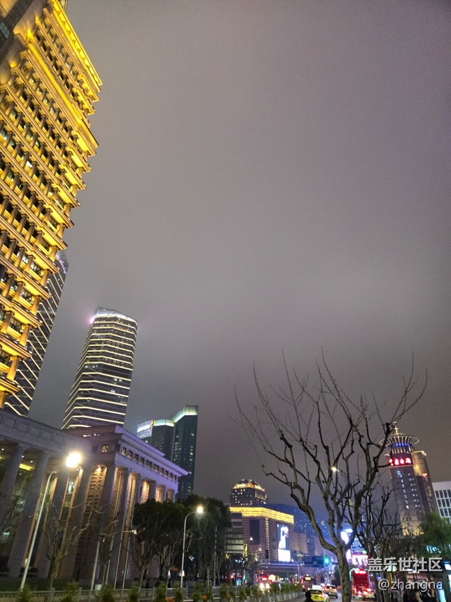 #五月的休閑時(shí)光——上海的夜景很好看