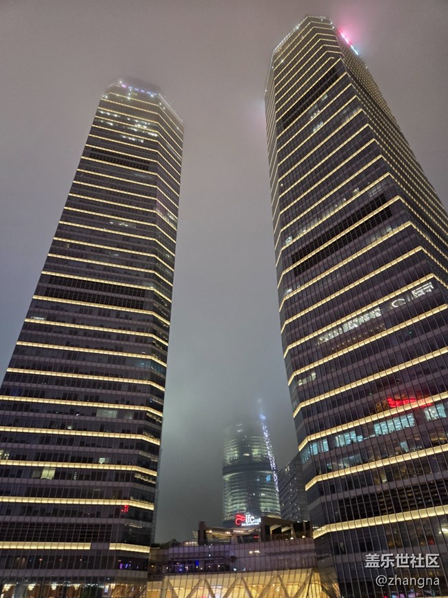 #五月的休閑時(shí)光——上海的夜景很好看