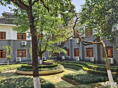 【悠閑時光】+在晴朗的一天里