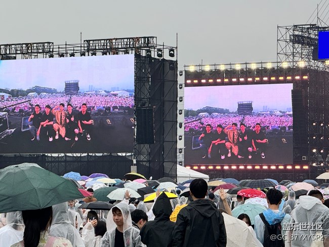 【樂(lè)見(jiàn)潮向音樂(lè)嘉年華】雨中的唱享
